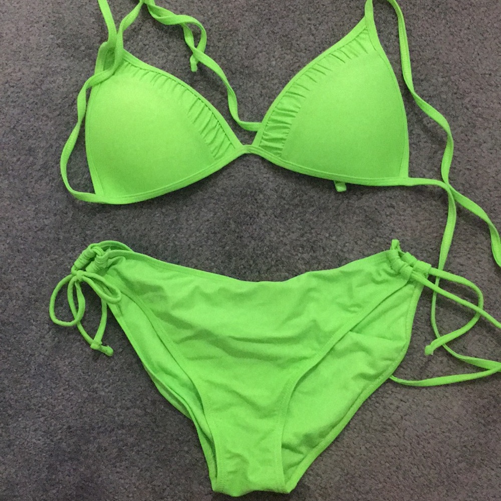 Neon green suit!